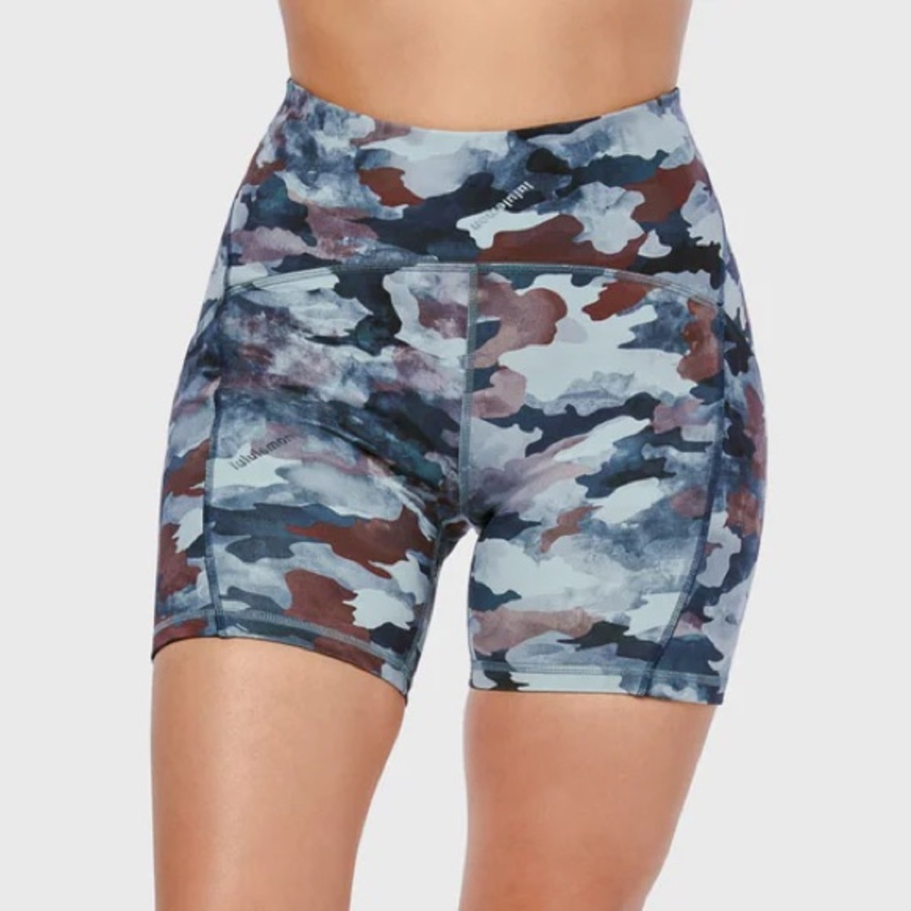 lululemon athletica Women’s Athletic Shorts - Camo Gray, White, Brown - Picture 2 of 6